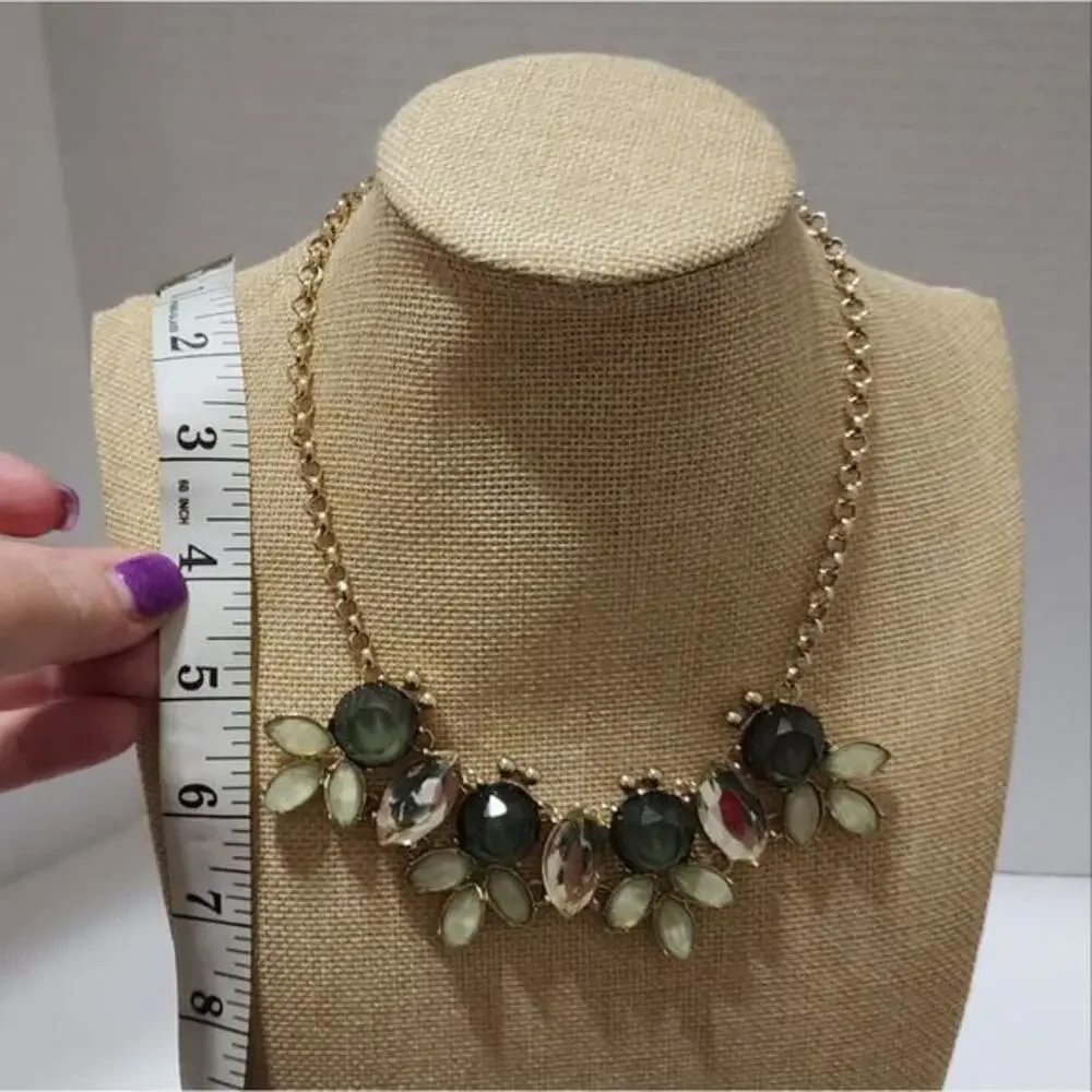 Treska Floral jeweled green &‎ gold statement necklace